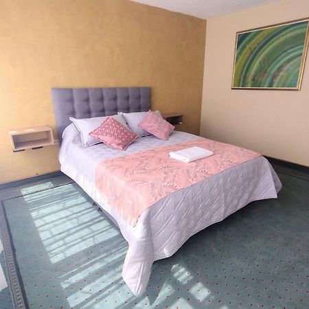 Innovar Casa Hostal Bogota Luaran gambar