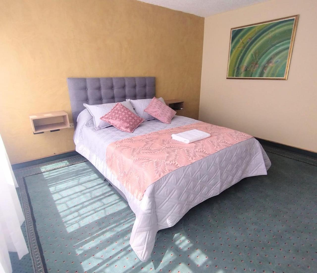 Innovar Casa Hostal Bogota Luaran gambar