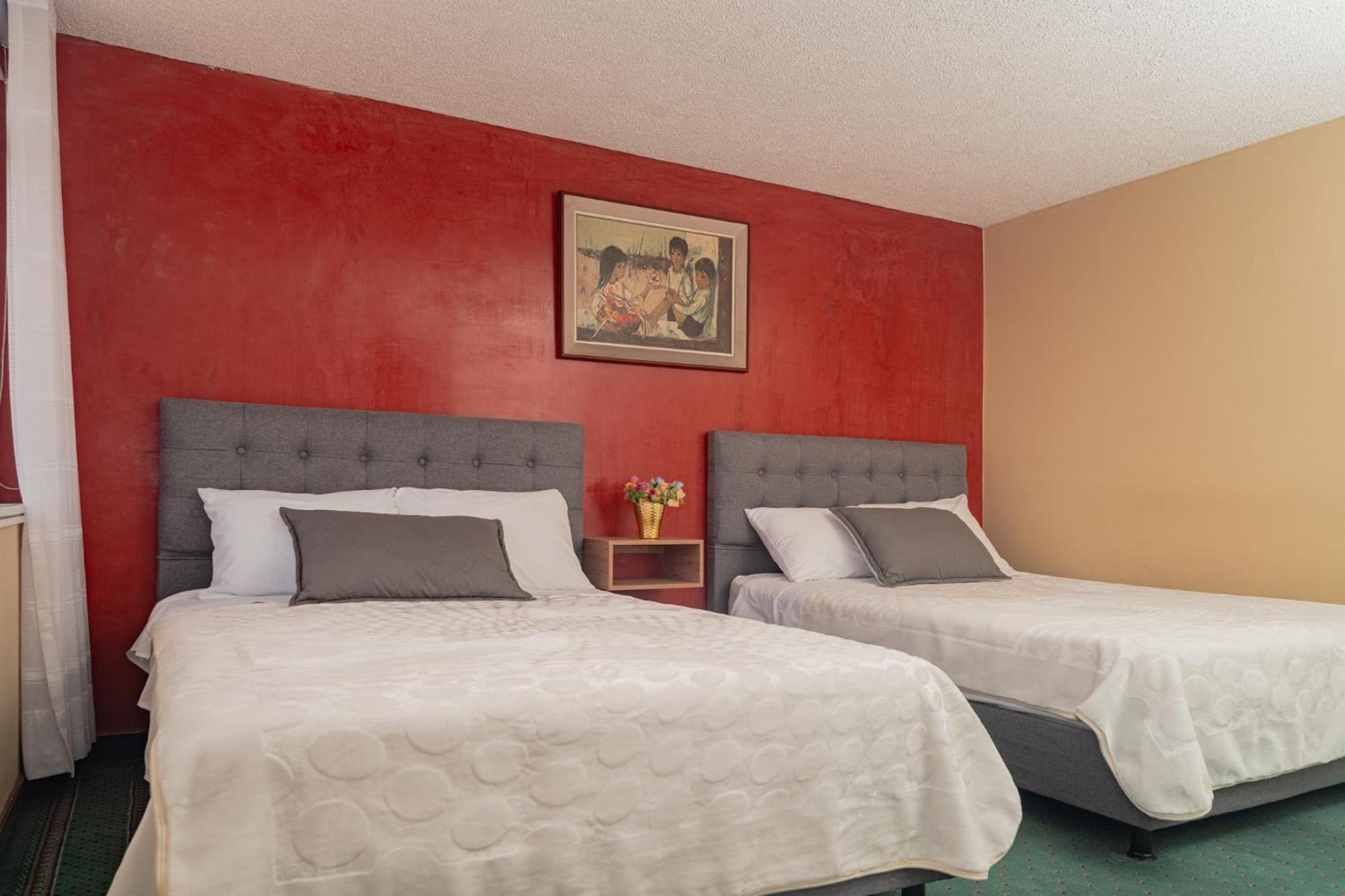 Innovar Casa Hostal Bogota Luaran gambar